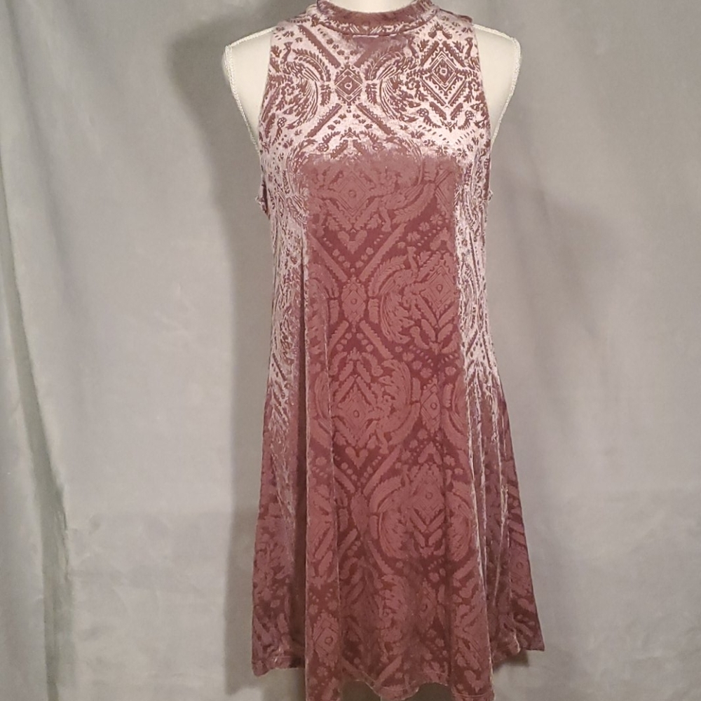 MUDD • Velvet Pattern Mid Length Dress